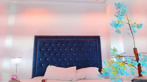 velora_nigth online show from January 17, 11:18 am