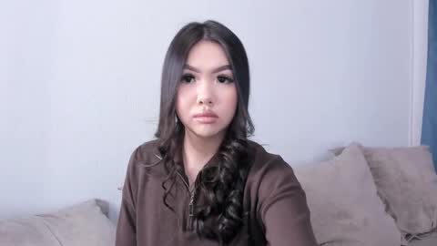 Vella online show from March 6, 7:09 pm