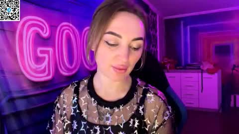 MERYEM online show from March 17, 8:24 pm