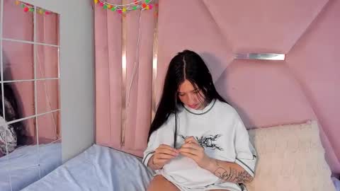 venurmorgan online show from February 14, 12:23 am