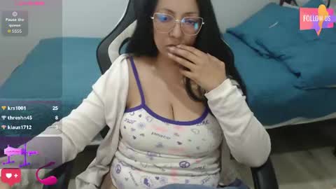 venus496613 online show from June 22, 12:26 am