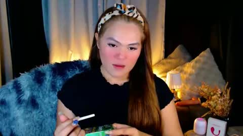 I am Colly Your mystery girl online show from November 13, 3:33 pm