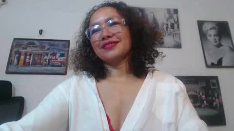 Snapshot of venus_lov chatting on October 6, 10:32 am venus_lov online show from October 6, 10:32 am