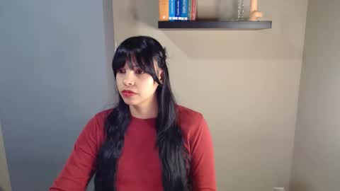 Snapshot of venus_sensual69 chatting on November 1, 11:25 am Venus independent model online show from November 1, 11:25 am