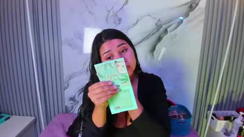 Venusowen  online show from June 16, 1:56 pm