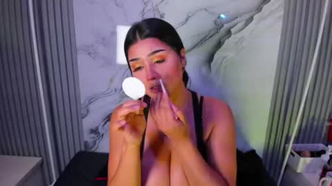 Venusowen  online show from July 7, 1:25 pm