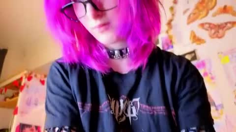 Erica online show from May 2, 9:29 pm