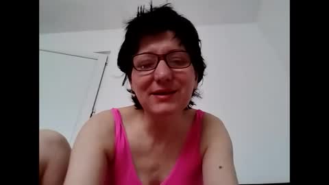 Vera online show from May 2, 5:55 am