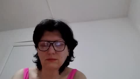 Vera online show from March 10, 7:29 pm