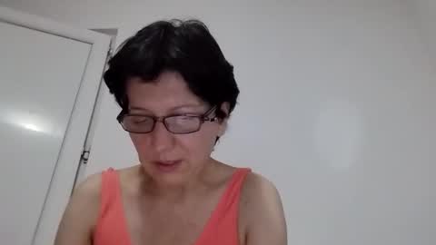 Snapshot of vera_elle chatting on October 14, 6:43 pm Vera online show from October 14, 6:43 pm