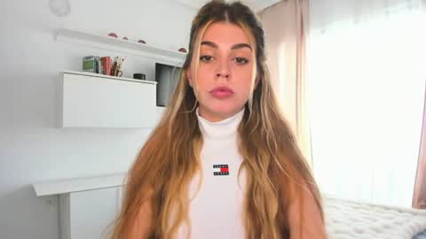 Lolitalolz online show from June 21, 3:27 pm