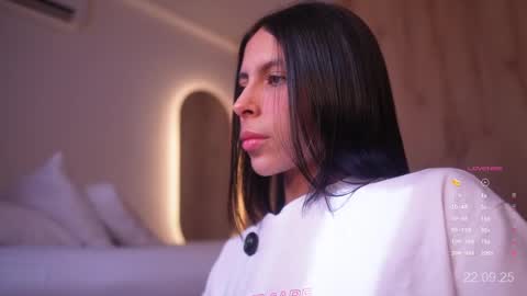 Veronica online show from September 22, 1:20 pm