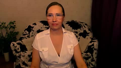 Snapshot of veronicadevries chatting on October 13, 8:00 pm Veronica online show from October 13, 8:00 pm