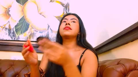 Veronica Robles online show from November 10, 8:59 pm