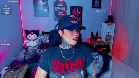 Snapshot of veronika_metalstar chatting on October 6, 1:50 pm Miss Veronika online show from October 6, 1:50 pm