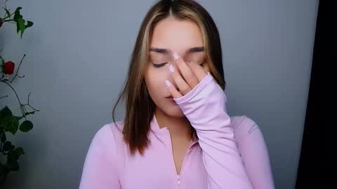 Ana online show from November 20, 1:23 pm