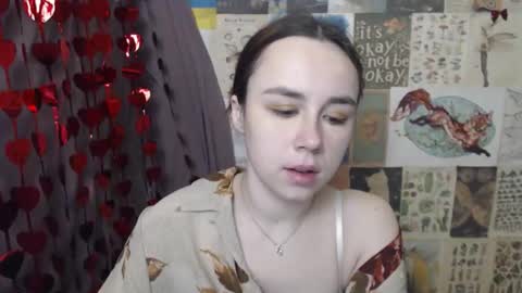 veryveryvery_shy online show from February 7, 7:12 am