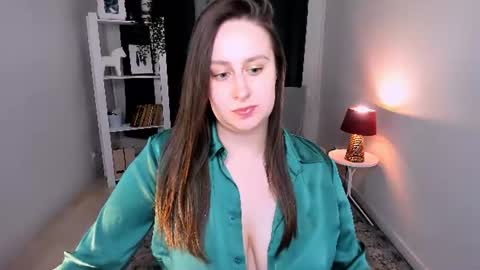 Camilla online show from July 16, 9:08 pm