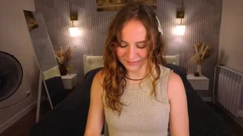 vicki_milles online show from June 29, 10:15 am