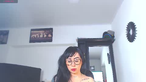 Vicky  online show from July 13, 3:13 pm