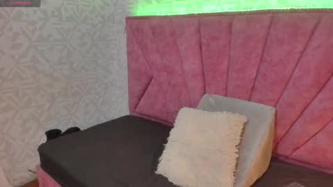 Victoria  online show from January 5, 3:32 am