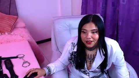 victoria_16_ online show from November 5, 3:34 am