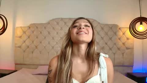  Victoria for you  online show from December 15, 3:23 am