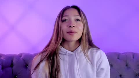 Snapshot of victoria_adams14 chatting on January 28, 12:11 pm Victoria for you online show from January 28, 12:11 pm