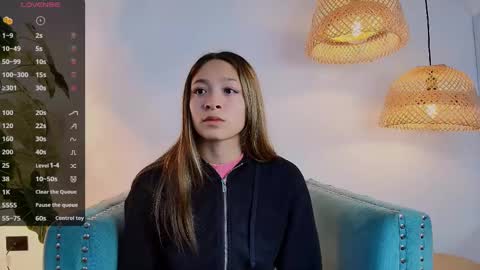 Snapshot of victoria_adams14 chatting on March 12, 10:16 am Victoria for you online show from March 12, 10:16 am