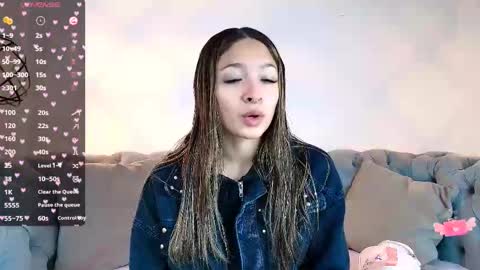 Snapshot of victoria_adams14 chatting on March 4, 12:01 pm Victoria for you online show from March 4, 12:01 pm