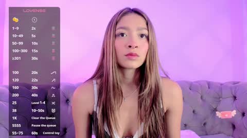 Snapshot of victoria_adams14 chatting on January 8, 12:05 pm Victoria for you online show from January 8, 12:05 pm
