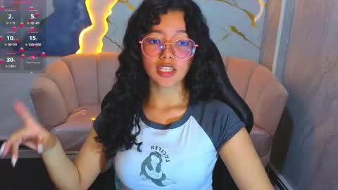 victoria_castillo_b online show from April 30, 8:57 pm