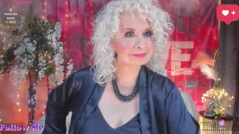 diorvictoria9 online show from February 17, 8:30 pm