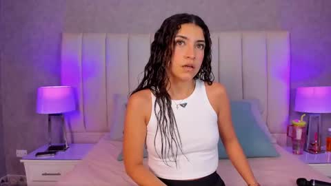  Victoria Lozano  online show from February 17, 12:27 pm