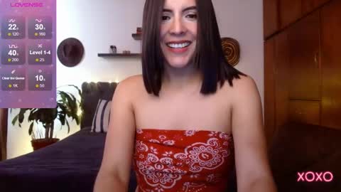 Snapshot of victoria_martelo chatting on December 6, 4:38 pm VICTORIA MARTELO online show from December 6, 4:38 pm