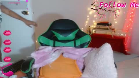 VICKY online show from February 6, 12:36 am