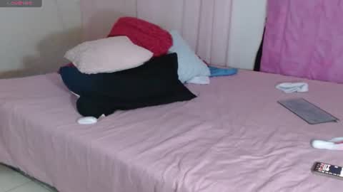 VICKY online show from June 12, 3:03 am