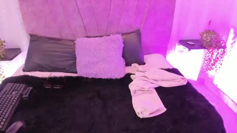 victoriaa_anderson_ online show from April 29, 5:30 pm