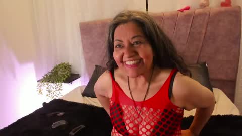 victoriaa_anderson_ online show from April 30, 5:40 pm