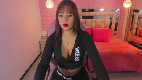 Snapshot of victoriaa_smith chatting on March 3, 11:58 am victoria online show from March 3, 11:58 am