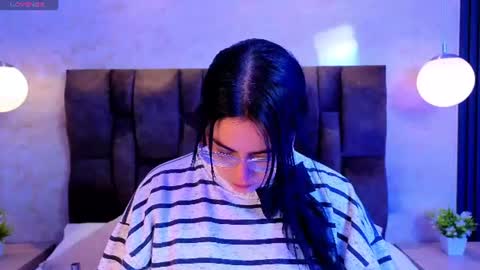 Victoria Andrade online show from June 23, 11:52 am