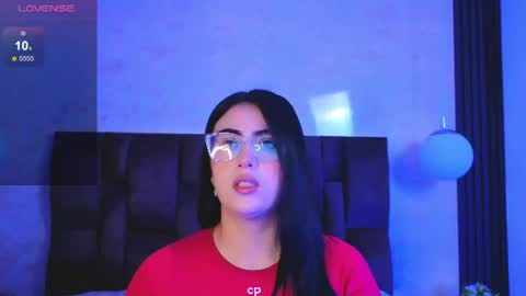 Victoria Andrade online show from June 14, 10:37 am
