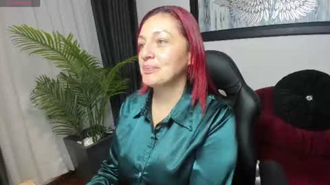 victoriapaker online show from June 22, 11:18 am