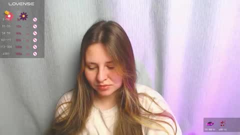 Snapshot of victoriassecrets_ chatting on September 29, 8:36 pm victoriassecrets_ online show from September 29, 8:36 pm