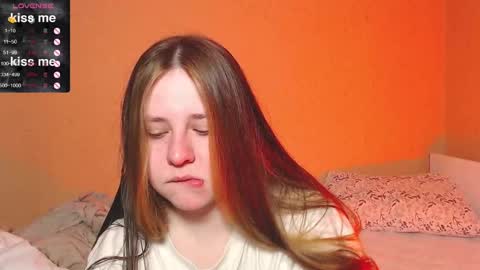 Snapshot of victoriassecrets_ chatting on February 19, 9:25 pm victoriassecrets_ online show from February 19, 9:25 pm