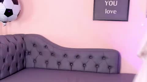 Victoriazans online show from June 18, 12:54 pm