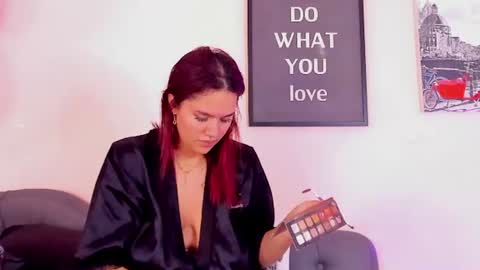 Victoriazans online show from June 19, 1:03 pm