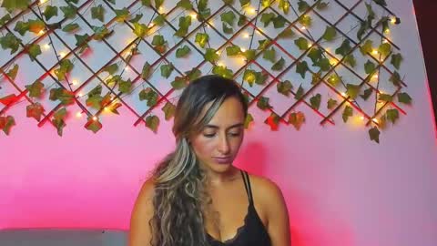 victoriia_rose_ online show from November 29, 4:27 am