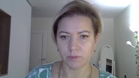 victorynika online show from December 4, 7:32 am