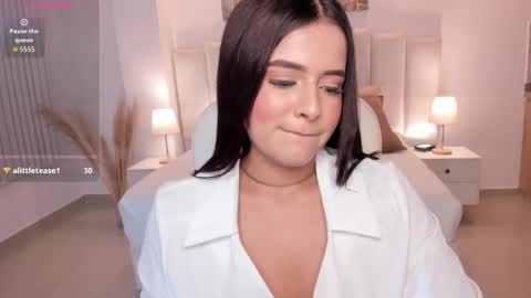 viictoria_joness online show from February 18, 10:58 am